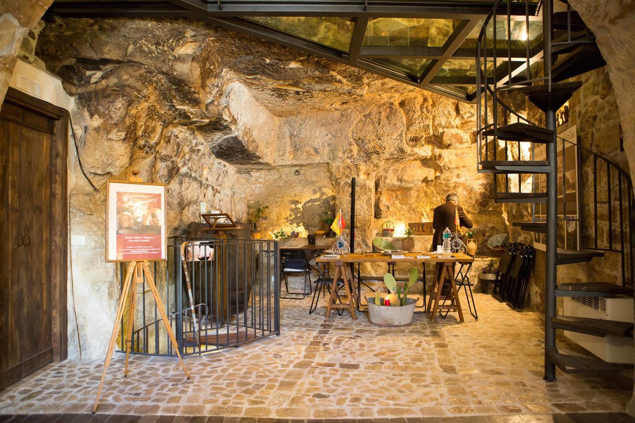 Case-Grotte Degli Avi, Esperienza Abitativa In Grotta Модіка Екстер'єр фото