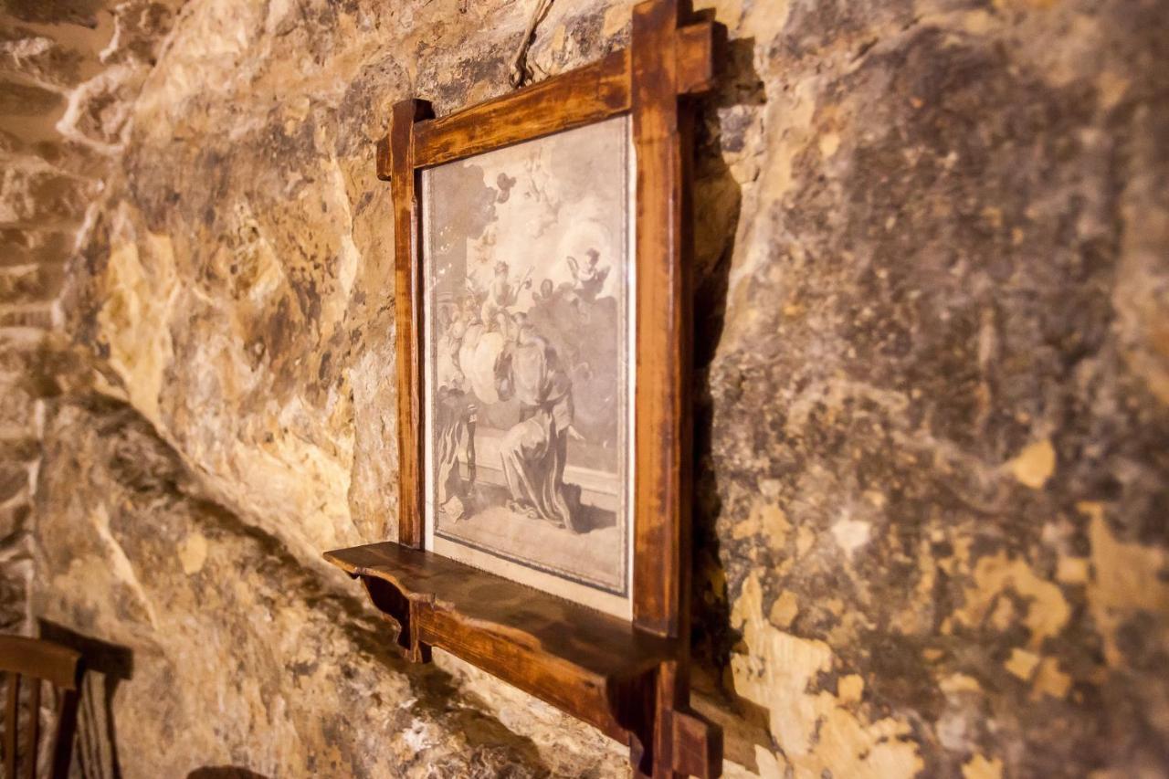 Case-Grotte Degli Avi, Esperienza Abitativa In Grotta Модіка Екстер'єр фото